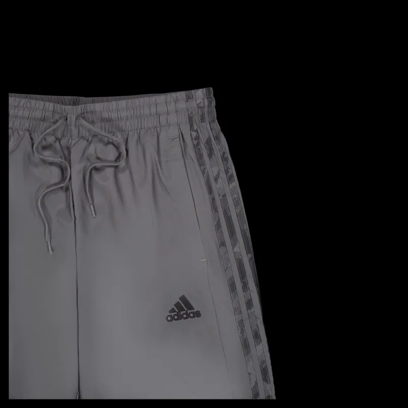 Online adidas AEROREADY Essentials Chelsea 3-Stripes Shorts Grey Five / Black Grå
