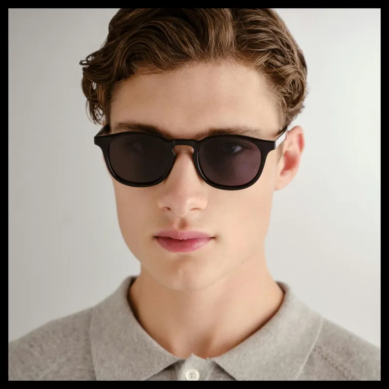 Le Specs Club Royale Svart Hot
