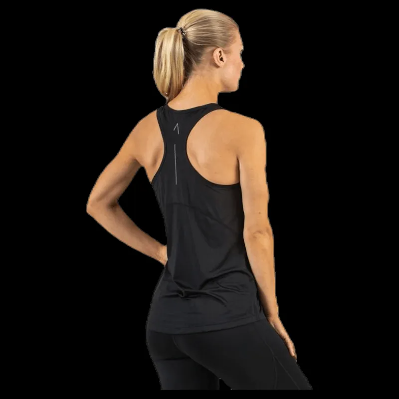 Discount BLACC Cosima Basic Tank Black Svart
