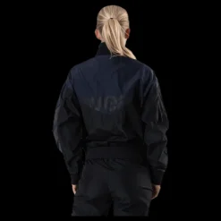 New Svea Dark Windbreaker Jacket Black