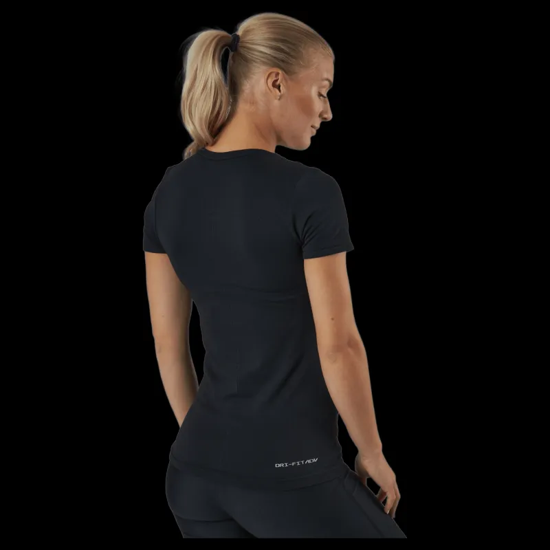Hot Nike Dri-FIT ADV Aura Women's Slim-Fit Short-Sleeve Top BLACK/REFLECTIVE SILV Svart