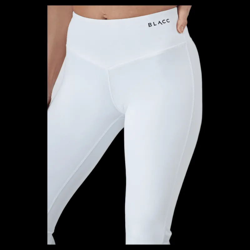 BLACC Flatter High Waist Flare Pants White Vit Outlet