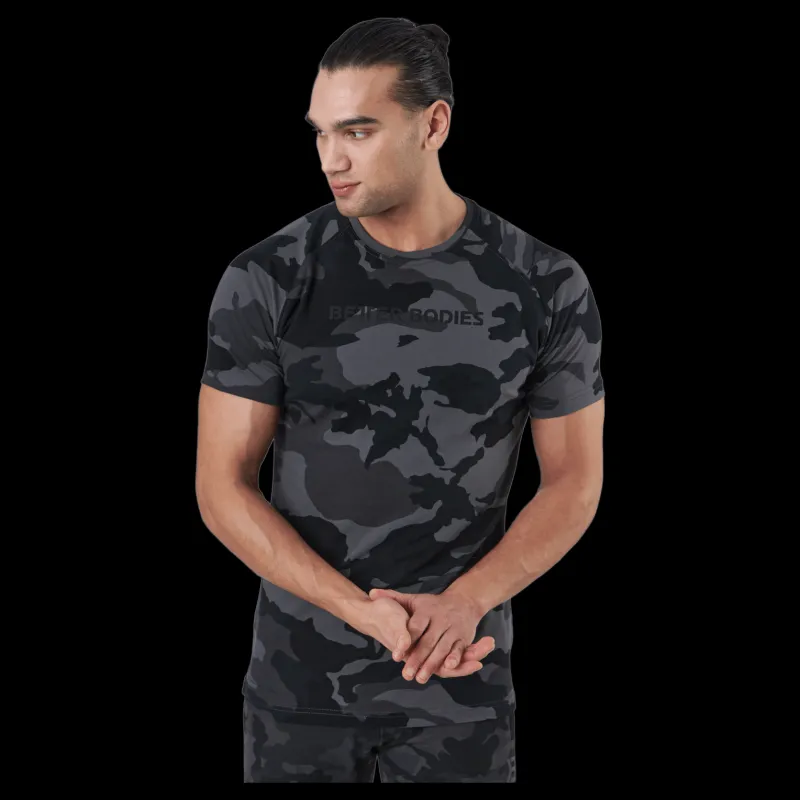 Better Bodies Gym Tapered Tee Dark Camo Svart Sale