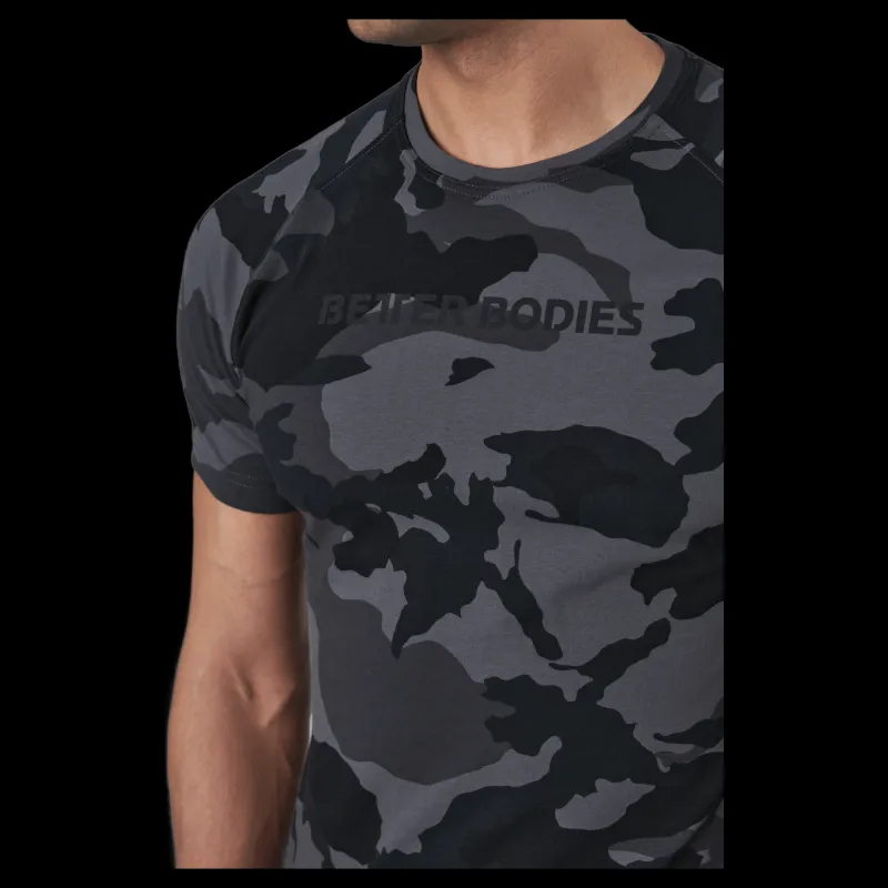 Better Bodies Gym Tapered Tee Dark Camo Svart Sale