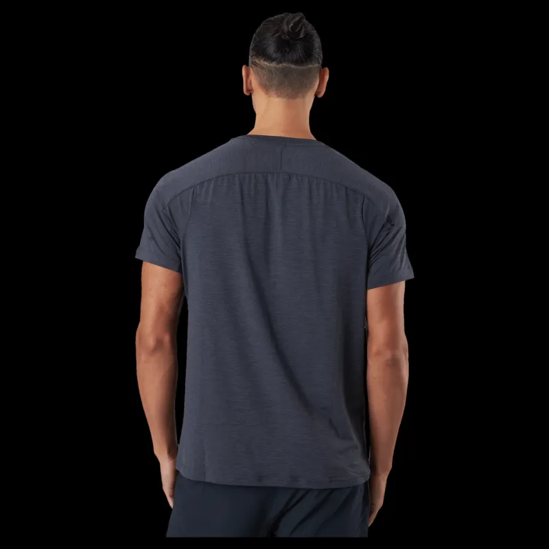 2XU Motion Tee India Ink/black Svart Sale