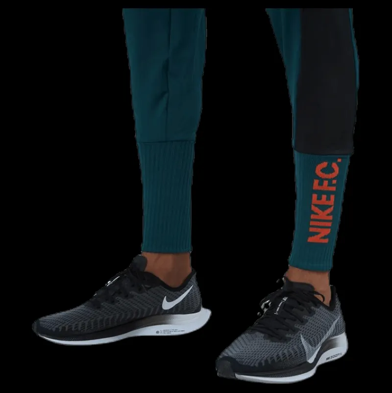 Hot Nike F.C. Cuffed Pant Patterned Mönstrad