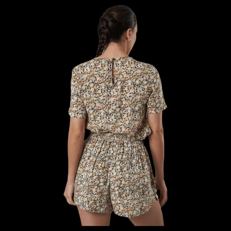 Outlet Pieces Nya Ss Top Black Svart