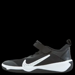 Nike Omni Multi-Court Little Kids' Shoes BLACK/WHITE Svart och Vit
