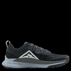 Hot Nike React Pegasus Trail 4 Women's Trail Running Shoes BLACK/AURA-DARK GREY-WOLF GREY Svart