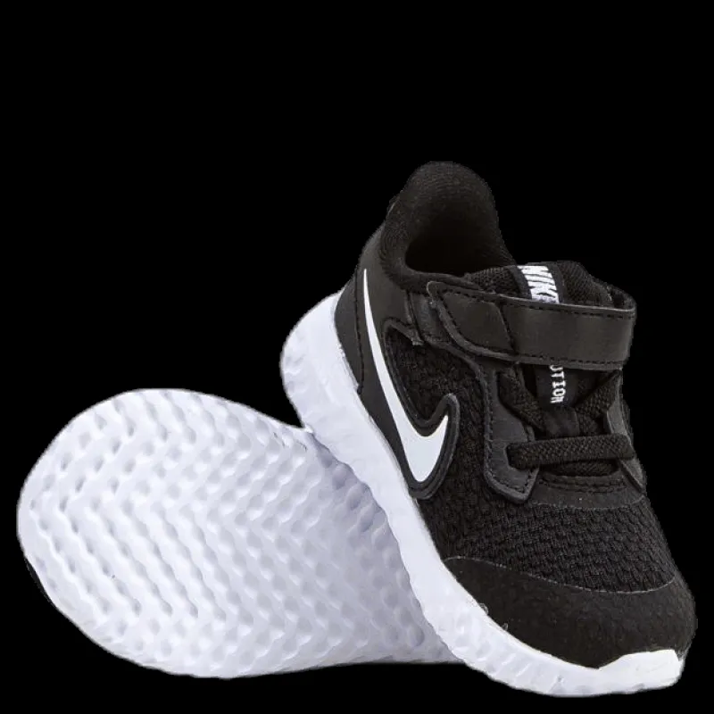 Nike Revolution 5 TD Kids White/Black Svart Outlet