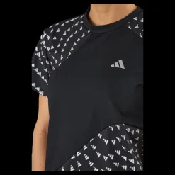 Outlet adidas Run It Brand Love T-Shirt Black Svart