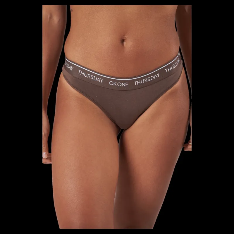 Hot Calvin Klein Thong 7pk Tpca/gentle/red/cml/tfet/exact Blå och Röd