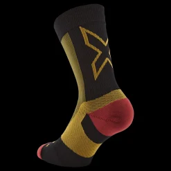 Outlet 2XU Vectr Light Cushion Crew Sock Winter Moss/chilli Oil Grön och Flerfärgad